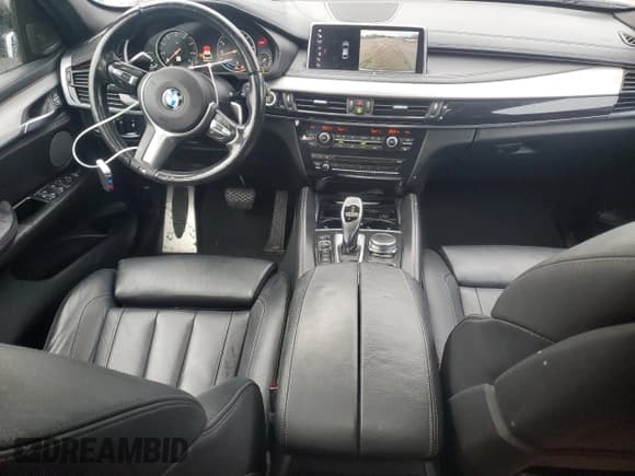 ✅ 2018 BMW X6 xDrive50i • VIN: 5UXKU6C50J0Z66503 • Lot: 86479685. Wystawiony na Copart z przebiegiem 110 887 mil. Bezpłatny archiwum sprzedaży aukcyjnych z USA i szczegółowy raport historii pojazdu na DreamBid. Zdjęcie 8.