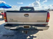 ✅ 1999 Chevrolet Silverado 2500 LT • VIN: 1GCGK29U5XE229796 • Lot: 85539885. Wystawiony na Copart z przebiegiem 216 018 mil. Bezpłatny archiwum sprzedaży aukcyjnych z USA i szczegółowy raport historii pojazdu na DreamBid. Zdjęcie 6.