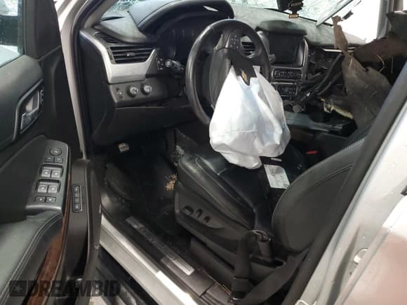 ✅ 2018 Chevrolet Suburban LT • VIN: 1GNSKHKC0JR255079 • Lot: 81128404. Listed on Copart with Not provided. Free auction sales archive from the USA and detailed vehicle history report at DreamBid. Image 8.