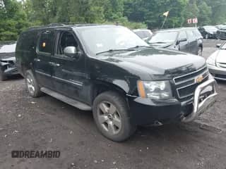 2012 Chevrolet Suburban LT z VIN 1GNSKJE79CR159282, wystawiony jako IAAI lot #42372530 z przebiegiem 114 169 mil mil oraz . Historia ofert i sprzedaży dostępna na DreamBid. Obrazek 1.