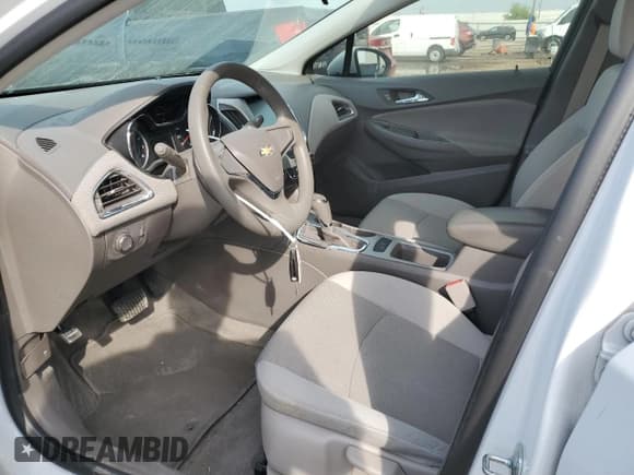 ✅ 2017 Chevrolet Cruze LS • VIN: 1G1BC5SM2H7277886 • Lot: 42823883. Listed on Copart with 103,384 mi. Free auction sales archive from the USA and detailed vehicle history report at DreamBid. Image 7.