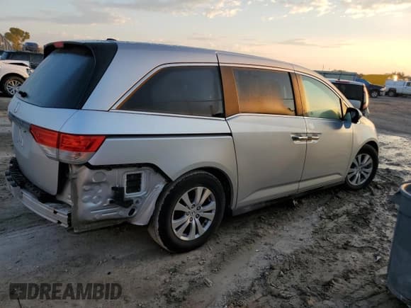 ✅ 2014 Honda Odyssey EX-L • VIN: 5FNRL5H63EB117259 • Lot: 86290755. Listed on Copart with 108,893 mi. Free auction sales archive from the USA and detailed vehicle history report at DreamBid. Image 3.