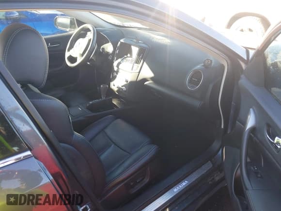 ✅ 2012 Nissan Maxima SV • VIN: 1N4AA5AP2CC866947 • Lot: 43622955. Listed on IAAI with 61,379 mi. Free auction sales archive from the USA and detailed vehicle history report at DreamBid. Image 5.