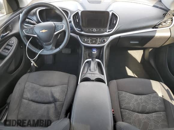 2017 Chevrolet Volt LT z VIN 1G1RA6S51HU169540, wystawiony jako Copart lot #70198905 z przebiegiem 66 082 mil mil oraz Szkoda całkowita • Salvage title. Historia ofert i sprzedaży dostępna na DreamBid. Obrazek 8.