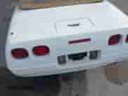 ✅ 1994 Chevrolet Corvette • VIN: 1G1YY32P1R5102357 • Lot: 43618578. Wystawiony na IAAI z przebiegiem 138 221 mil. Bezpłatny archiwum sprzedaży aukcyjnych z USA i szczegółowy raport historii pojazdu na DreamBid. Zdjęcie 6.