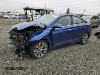 ✅ 2021 Hyundai Accent Limited • VIN: 3KPC34A67ME152725 • Лот: 74799464. Опубликован ранее на Copart с пробегом 24 519 миль. Бесплатный доступ к архиву аукционных продаж из США и подробный отчёт об истории автомобиля на DreamBid. Изображение 1.