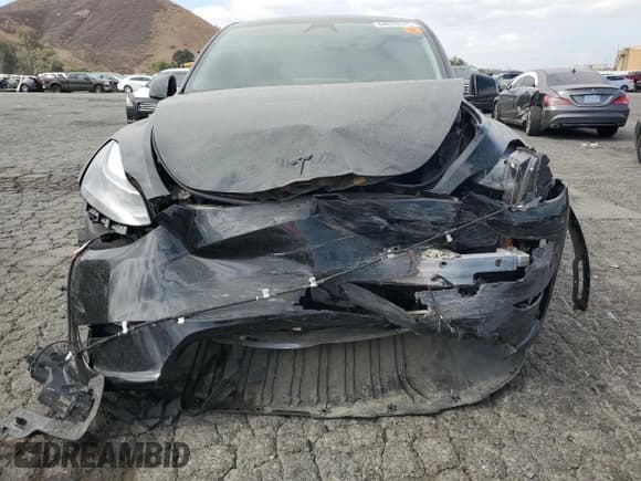 ✅ 2023 Tesla Model Y Performance • VIN: 7SAYGDEF6PF917042 • Lot: 84633515. Wystawiony na Copart z przebiegiem 38 838 mil. Bezpłatny archiwum sprzedaży aukcyjnych z USA i szczegółowy raport historii pojazdu na DreamBid. Zdjęcie 5.