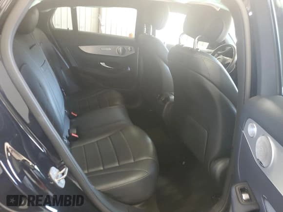 ✅ 2019 Mercedes-Benz GLC 300 • VIN: WDC0J4KB6KF565933 • Lot: 81399465. Listed on Copart with 46,549 mi. Free auction sales archive from the USA and detailed vehicle history report at DreamBid. Image 11.