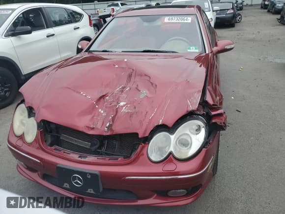 ✅ 2005 Mercedes-Benz CLK 500 • VIN: WDBTJ75J05F146020 • Лот: 69732064. Опубликован ранее на Copart с пробегом 136 463 миль. Бесплатный доступ к архиву аукционных продаж из США и подробный отчёт об истории автомобиля на DreamBid. Изображение 5.