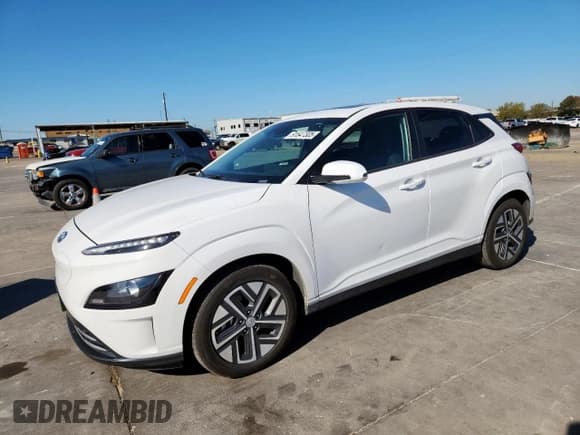✅ 2023 Hyundai Kona SEL • VIN: KM8K33AG2PU193120 • Lot: 91647305. Listed on Copart with 94,374 mi. Free auction sales archive from the USA and detailed vehicle history report at DreamBid. Image 1.