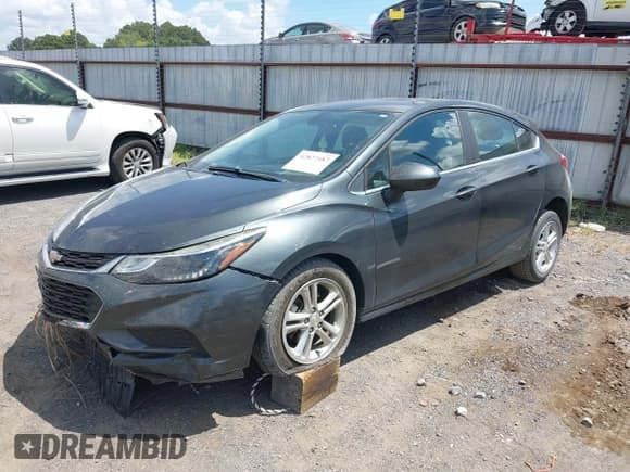 ✅ 2018 Chevrolet Cruze LT • VIN: 3G1BE6SM1JS654442 • Lot: 42827187. Listed on IAAI with 108,411 mi. Free auction sales archive from the USA and detailed vehicle history report at DreamBid. Image 20.