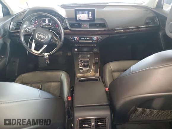 ✅ 2018 Audi Q5 Premium • VIN: WA1ANAFY5J2018812 • Lot: 81704015. Listed on Copart with 101,075 mi. Free auction sales archive from the USA and detailed vehicle history report at DreamBid. Image 8.