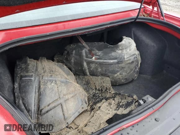 ✅ 2015 Dodge Challenger R/T • VIN: 2C3CDZAT4FH767745 • Lot: 39383584. Wystawiony na Copart z przebiegiem 41 855 mil. Bezpłatny archiwum sprzedaży aukcyjnych z USA i szczegółowy raport historii pojazdu na DreamBid. Zdjęcie 12.