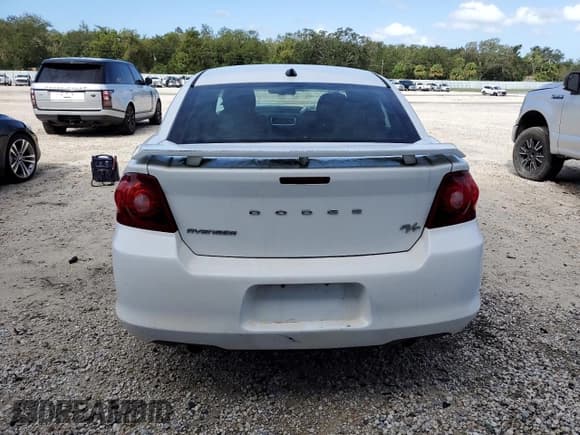 ✅ 2013 Dodge Avenger R/T • VIN: 1C3CDZBG8DN562256 • Лот: 74996474. Опубликован ранее на Copart с пробегом Не указан. Бесплатный доступ к архиву аукционных продаж из США и подробный отчёт об истории автомобиля на DreamBid. Изображение 6.