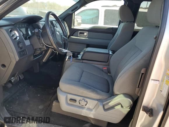 ✅ 2011 Ford F-150 XLT • VIN: 1FTFX1EF8BFD42319 • Lot: 92330985. Listed on Copart with 198,684 mi. Free auction sales archive from the USA and detailed vehicle history report at DreamBid. Image 7.