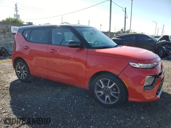 ✅ 2020 Kia Soul GT-Line • VIN: KNDJ63AU5L7035313 • Lot: 89475465. Listed on Copart with 106,492 mi. Free auction sales archive from the USA and detailed vehicle history report at DreamBid. Image 4.