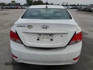 ✅ 2017 Hyundai Accent SE • VIN: KMHCT4AE0HU210751 • Лот: 69268544. Опубликован ранее на Copart с пробегом 154 374 миль. Бесплатный доступ к архиву аукционных продаж из США и подробный отчёт об истории автомобиля на DreamBid. Изображение 6.