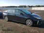 2022 Toyota Prius XLE with VIN JTDL9MFU3N3041295, listed as a Copart auction lot 81631155 with 47,563 mi miles and Clean title. Bid and sale history available at DreamBid. Image 4.