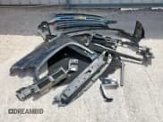 ✅ 2020 Chevrolet Silverado 2500HD High Country • VIN: 1GC4YREY3LF103878 • Лот: 81100165. Опубликован ранее на Copart с пробегом 378 595 миль. Бесплатный доступ к архиву аукционных продаж из США и подробный отчёт об истории автомобиля на DreamBid. Изображение 12.