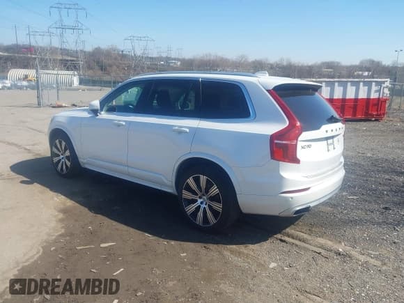 ✅ 2021 Volvo XC90 Momentum • VIN: YV4A221K5M1677620 • Lot: 41753517. Listed on IAAI with 67,000 mi. Free auction sales archive from the USA and detailed vehicle history report at DreamBid. Image 3.