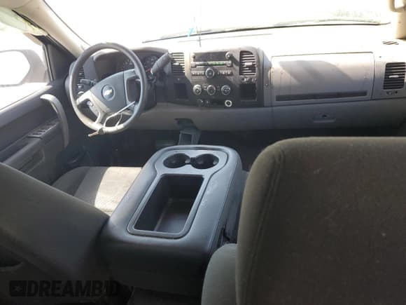 ✅ 2010 Chevrolet Silverado 1500 LS • VIN: 3GCRCREA2AG156719 • Lot: 74780574. Listed on Copart with Not provided. Free auction sales archive from the USA and detailed vehicle history report at DreamBid. Image 8.