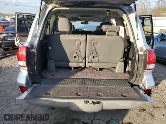 ✅ 2011 Toyota Land Cruiser • VIN: JTMHY7AJ0B4004279 • Lot: 80929174. Listed on Copart with 217,627 mi. Free auction sales archive from the USA and detailed vehicle history report at DreamBid. Image 13.