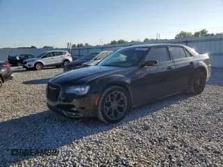 ✅ 2017 Chrysler 300 S Alloy Edition • VIN: 2C3CCABG5HH506374 • Lot: 69860615. Listed on Copart with 101,613 mi. Free auction sales archive from the USA and detailed vehicle history report at DreamBid. Image 1.