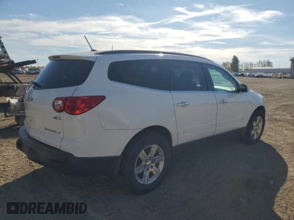 ✅ 2010 Chevrolet Traverse 2LT • VIN: 1GNLRGED2AS112416 • Lot: 86270695. Wystawiony na Copart z przebiegiem 151 578 mil. Bezpłatny archiwum sprzedaży aukcyjnych z USA i szczegółowy raport historii pojazdu na DreamBid. Zdjęcie 3.