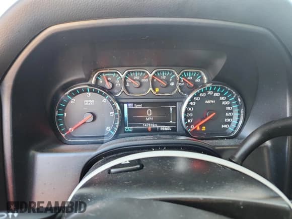 ✅ 2018 Chevrolet Silverado 1500 LT • VIN: 1GCRCRECXJZ180204 • Лот: 90582355. Опубликован ранее на Copart с пробегом 147 819 миль. Бесплатный доступ к архиву аукционных продаж из США и подробный отчёт об истории автомобиля на DreamBid. Изображение 9.