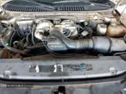 ✅ 2004 Lincoln Navigator Luxury • VIN: 5LMFU27R74LJ32295 • Lot: 94516835. Listed on Copart with 176,361 mi. Free auction sales archive from the USA and detailed vehicle history report at DreamBid. Image 12.