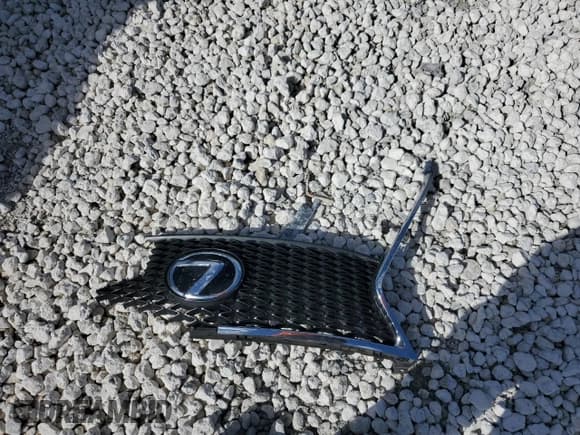 ✅ 2013 Lexus LS 460 • VIN: JTHBL5EF6D5115414 • Lot: 86509995. Wystawiony na Copart z przebiegiem 128 832 mil. Bezpłatny archiwum sprzedaży aukcyjnych z USA i szczegółowy raport historii pojazdu na DreamBid. Zdjęcie 12.