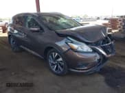 ✅ 2015 Nissan Murano S • VIN: 5N1AZ2MGXFN261740 • Lot: 43526576. Wystawiony na IAAI z przebiegiem 156 345 mil. Bezpłatny archiwum sprzedaży aukcyjnych z USA i szczegółowy raport historii pojazdu na DreamBid. Zdjęcie 1.