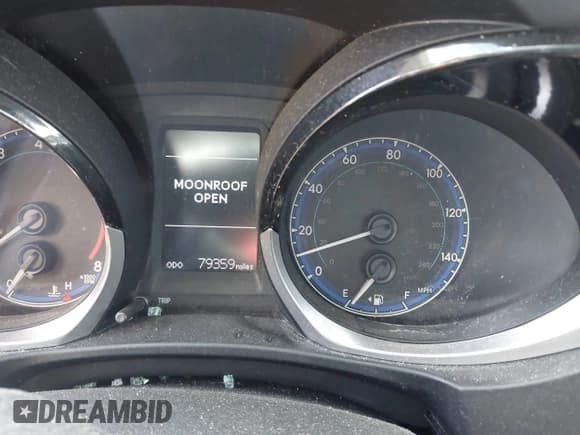 ✅ 2014 Toyota Corolla L • VIN: 5YFBURHE4EP059034 • Lot: 43210108. Wystawiony na IAAI z przebiegiem 79 359 mil. Bezpłatny archiwum sprzedaży aukcyjnych z USA i szczegółowy raport historii pojazdu na DreamBid. Zdjęcie 7.