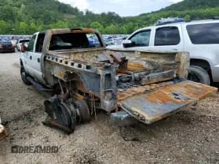 2003 Chevrolet Silverado 3500 LT с VIN 1GCJK33143F190830, выставлен на аукционе Copart как лот 59739745 с пробегом Не указан миль и Списание • Salvage title. История ставок и продаж доступна на DreamBid. Изображение 2.