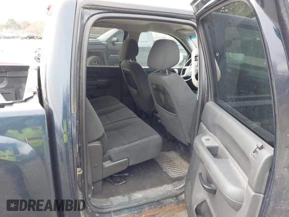 ✅ 2008 Chevrolet Silverado 1500 1LT • VIN: 3GCEK13388G249911 • Лот: 43642240. Опубликован ранее на IAAI с пробегом 135 994 миль. Бесплатный доступ к архиву аукционных продаж из США и подробный отчёт об истории автомобиля на DreamBid. Изображение 8.