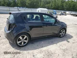 2013 Chevrolet Sonic RS с VIN 1G1JH6SB3D4185375, выставлен на аукционе Copart как лот 70990374 с пробегом 124 468 миль миль и Чистый • Clean title. История ставок и продаж доступна на DreamBid. Изображение 3.