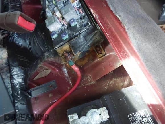 ✅ 2011 Cadillac DTS Premium Collection • VIN: 1G6KH5E61BU102367 • Lot: 43583241. Listed on IAAI with Not provided. Free auction sales archive from the USA and detailed vehicle history report at DreamBid. Image 14.