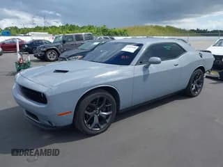 ✅ 2020 Dodge Challenger SXT • VIN: 2C3CDZAG9LH240184 • Lot: 43387928. Wystawiony na IAAI z przebiegiem 77 077 mil. Bezpłatny archiwum sprzedaży aukcyjnych z USA i szczegółowy raport historii pojazdu na DreamBid. Zdjęcie 2.