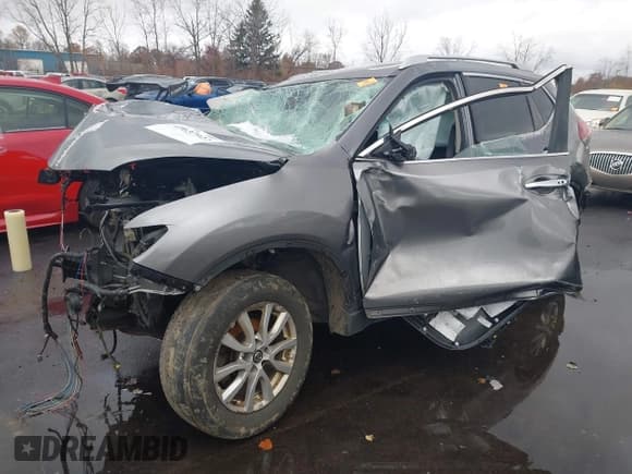✅ 2019 Nissan Rogue SV • VIN: KNMAT2MT6KP546727 • Lot: 43637922. Wystawiony na IAAI z przebiegiem Nie podano. Bezpłatny archiwum sprzedaży aukcyjnych z USA i szczegółowy raport historii pojazdu na DreamBid. Zdjęcie 2.