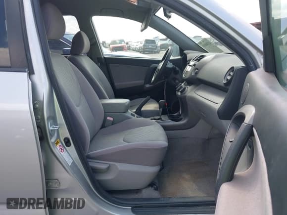 ✅ 2007 Toyota RAV4 • VIN: JTMZD33V776033654 • Лот: 43384010. Опубликован ранее на IAAI с пробегом 142 920 миль. Бесплатный доступ к архиву аукционных продаж из США и подробный отчёт об истории автомобиля на DreamBid. Изображение 5.