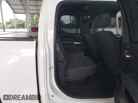 ✅ 2018 Chevrolet Silverado 1500 LT • VIN: 3GCUKREC1JG123404 • Лот: 42521998. Опубликован ранее на IAAI с пробегом 95 936 миль. Бесплатный доступ к архиву аукционных продаж из США и подробный отчёт об истории автомобиля на DreamBid. Изображение 8.