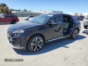 ✅ 2023 VinFast VF 8 Plus • VIN: RLLV1AFA4PH002392 • Лот: 57980185. Опубликован ранее на Copart с пробегом 4 682 миль. Бесплатный доступ к архиву аукционных продаж из США и подробный отчёт об истории автомобиля на DreamBid. Изображение 1.