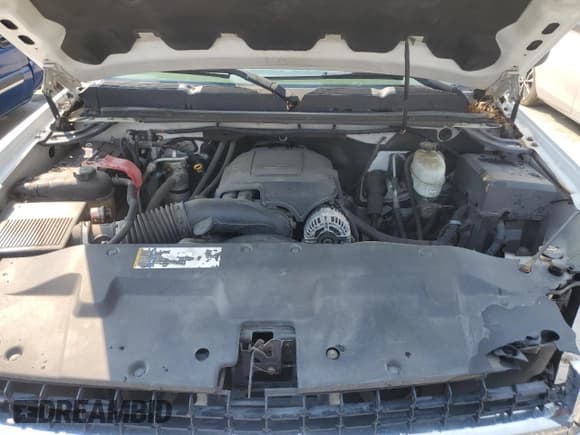 ✅ 2008 Chevrolet Silverado 2500HD Work Truck • VIN: 1GCHC29K28E107737 • Lot: 47113535. Wystawiony na Copart z przebiegiem 167 268 mil. Bezpłatny archiwum sprzedaży aukcyjnych z USA i szczegółowy raport historii pojazdu na DreamBid. Zdjęcie 11.