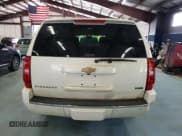 ✅ 2010 Chevrolet Suburban LTZ • VIN: 1GNUKKE3XAR253406 • Lot: 74265134. Wystawiony na Copart z przebiegiem 215 598 mil. Bezpłatny archiwum sprzedaży aukcyjnych z USA i szczegółowy raport historii pojazdu na DreamBid. Zdjęcie 6.