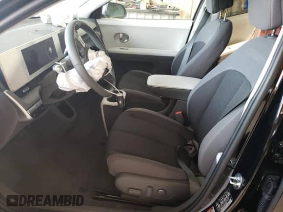 2023 Hyundai Ioniq 5 SE z VIN KM8KMDAF5PU160347, wystawiony jako Copart lot #59949344 z przebiegiem 2 665 mil mil oraz Szkoda całkowita • Salvage title. Historia ofert i sprzedaży dostępna na DreamBid. Obrazek 7.