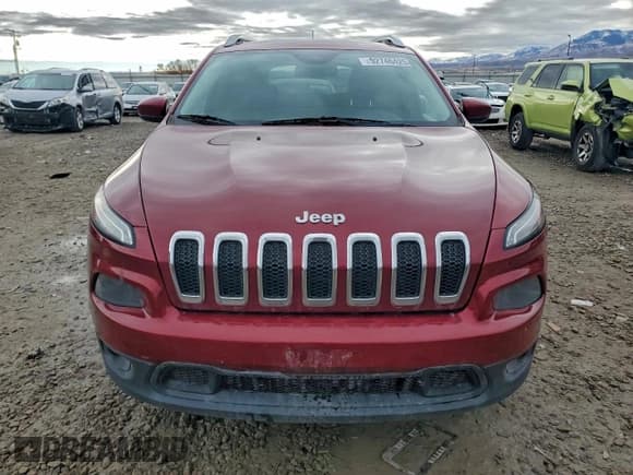 ✅ 2014 Jeep Cherokee Latitude • VIN: 1C4PJMCS0EW272410 • Lot: 92746425. Wystawiony na Copart z przebiegiem 144 519 mil. Bezpłatny archiwum sprzedaży aukcyjnych z USA i szczegółowy raport historii pojazdu na DreamBid. Zdjęcie 5.