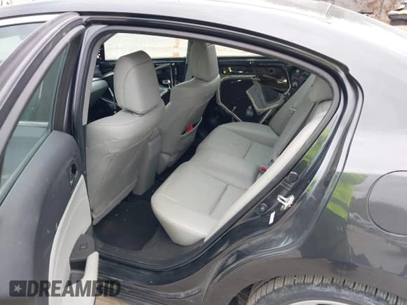 ✅ 2016 Acura ILX • VIN: 19UDE2F3XGA011612 • Lot: 43528815. Listed on IAAI with 48,050 mi. Free auction sales archive from the USA and detailed vehicle history report at DreamBid. Image 8.