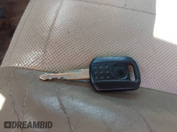 2007 Mercury Mariner Premier с VIN 4M2CU971X7KJ11054, выставлен на аукционе IAAI как лот 42813499 с пробегом 151 165 миль миль и . История ставок и продаж доступна на DreamBid. Изображение 11.