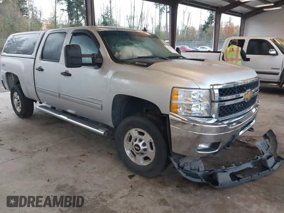 ✅ 2012 Chevrolet Silverado 2500HD LT • VIN: 1GC1KXCG6CF155105 • Лот: 43596140. Опубликован ранее на IAAI с пробегом 213 676 миль. Бесплатный доступ к архиву аукционных продаж из США и подробный отчёт об истории автомобиля на DreamBid. Изображение 1.