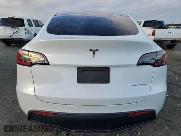 ✅ 2023 Tesla Model Y Long Range • VIN: 7SAYGDEE2PF626822 • Lot: 91419935. Wystawiony na Copart z przebiegiem 32 549 mil. Bezpłatny archiwum sprzedaży aukcyjnych z USA i szczegółowy raport historii pojazdu na DreamBid. Zdjęcie 6.